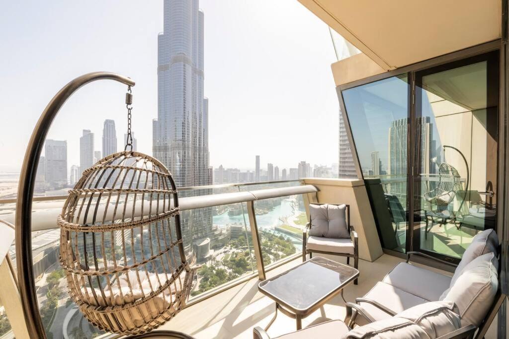 Larbi Breathtaking Burj And Fountain View Luxurious 2 Bed Apartment Dubai Exterior photo